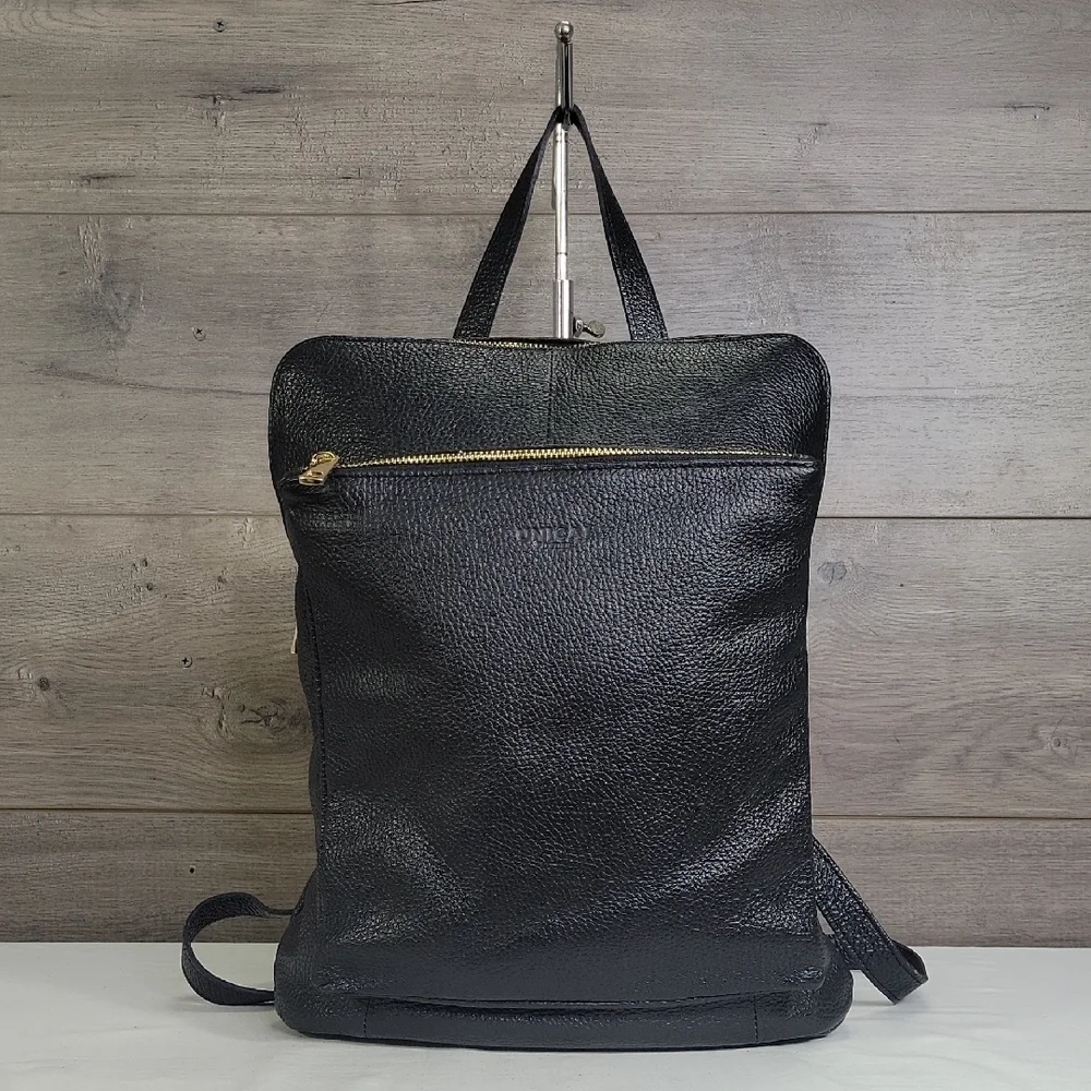 Unicai Firenze Black Pebble Leather Backpack Bag